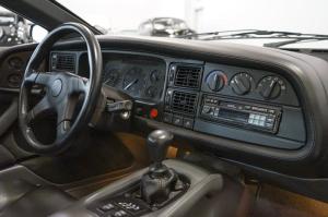 Jaguar XJ220 1994 года 